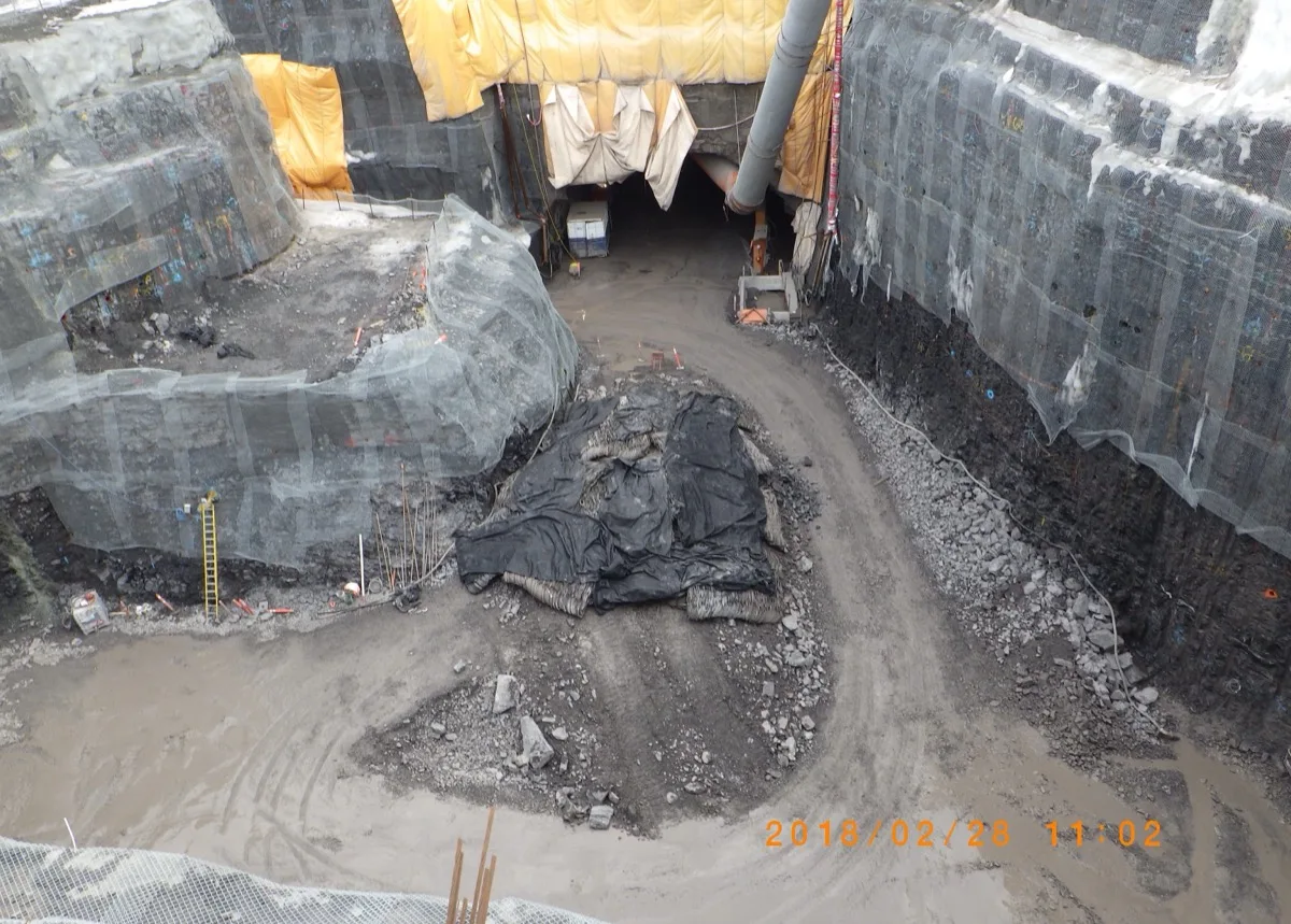 Deep excavation for tunnel works with rock face, shotcrete and site access, Montréal